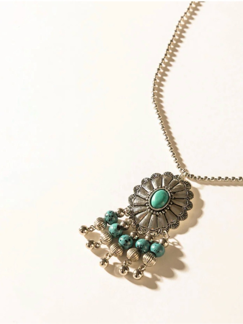 Myra Bags YUMA HORIZON NECKLACE IN SILVER BLOOM